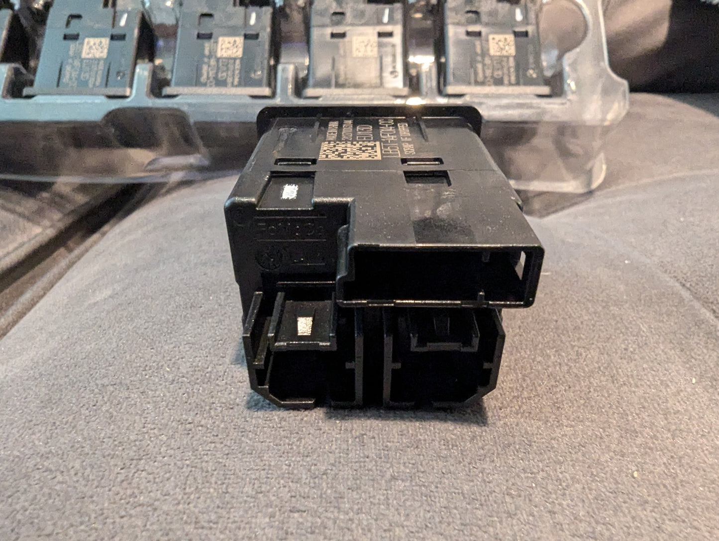 Full Sheet - Lincoln Ford SYNC 3 4 Upgrade USB Type-C Hub USB Interface Module Hub OEM